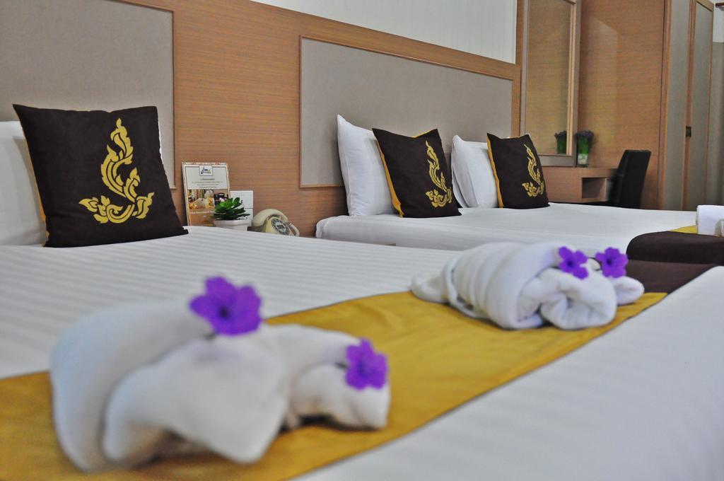 111 Resort & Spa Ban Tha Ramat Esterno foto