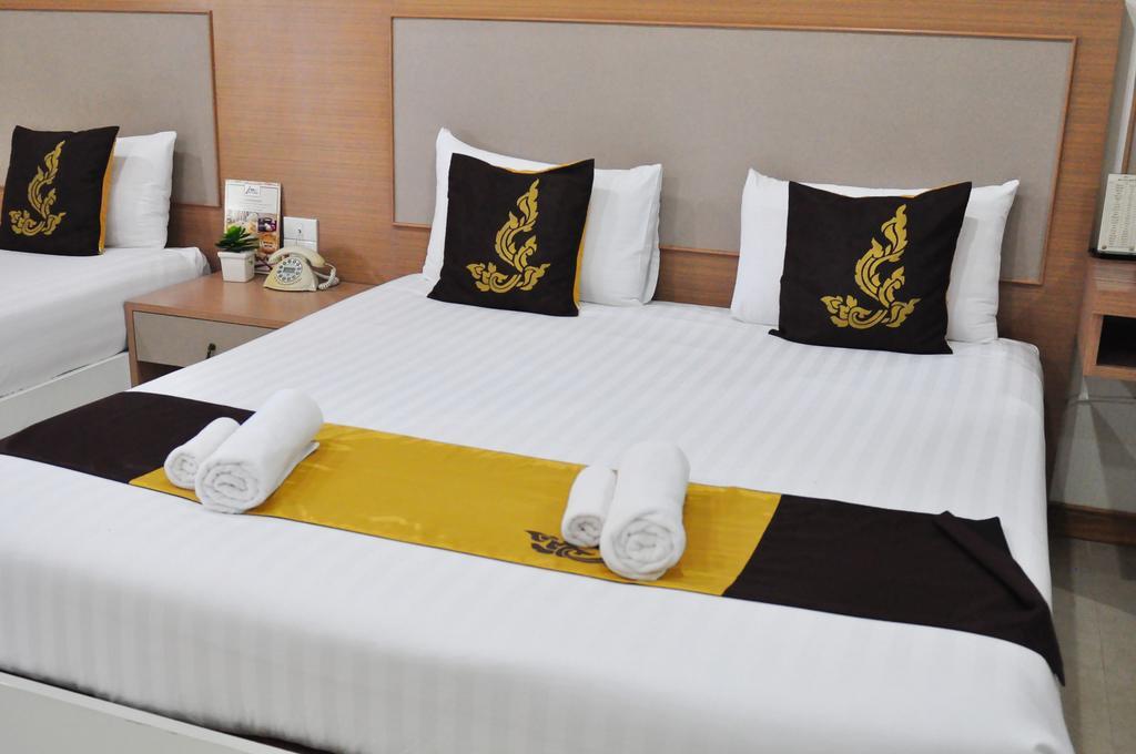 111 Resort & Spa Ban Tha Ramat Esterno foto