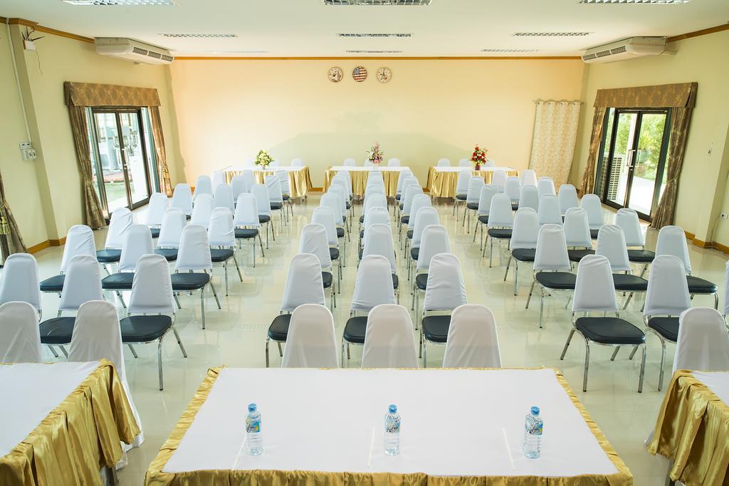 111 Resort & Spa Ban Tha Ramat Esterno foto