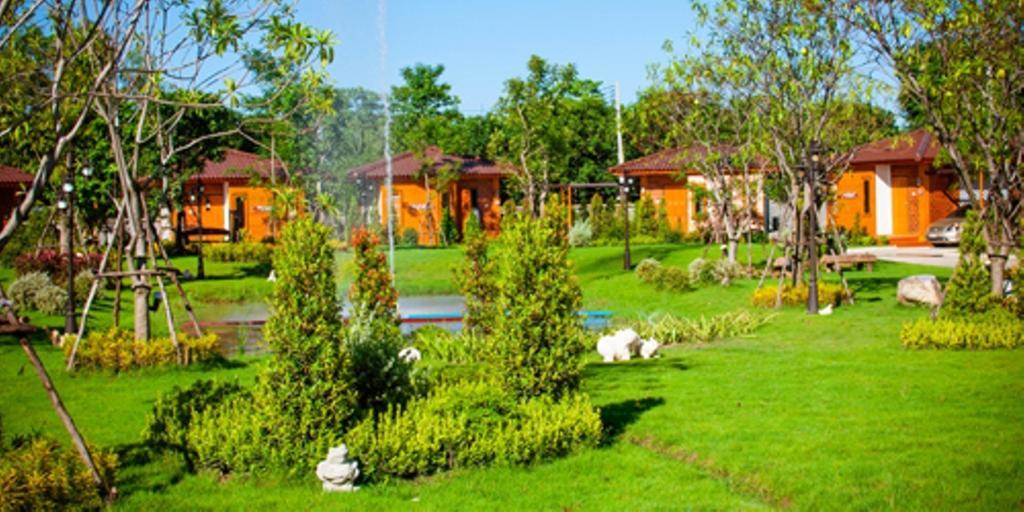 111 Resort & Spa Ban Tha Ramat Esterno foto